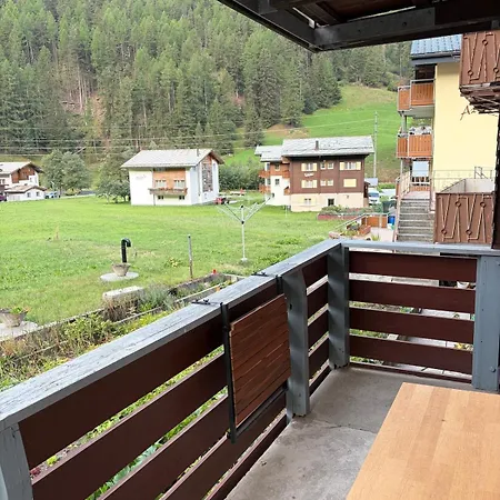 Neue Mit Balkon & Nahe Bushaltestelle Nach Saas-fee Appartement *